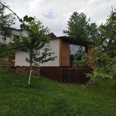 Lenilenii Bungalows Jajce Ngoại thất bức ảnh