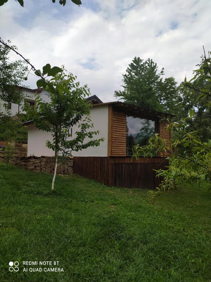 Lenilenii Bungalows Jajce Ngoại thất bức ảnh